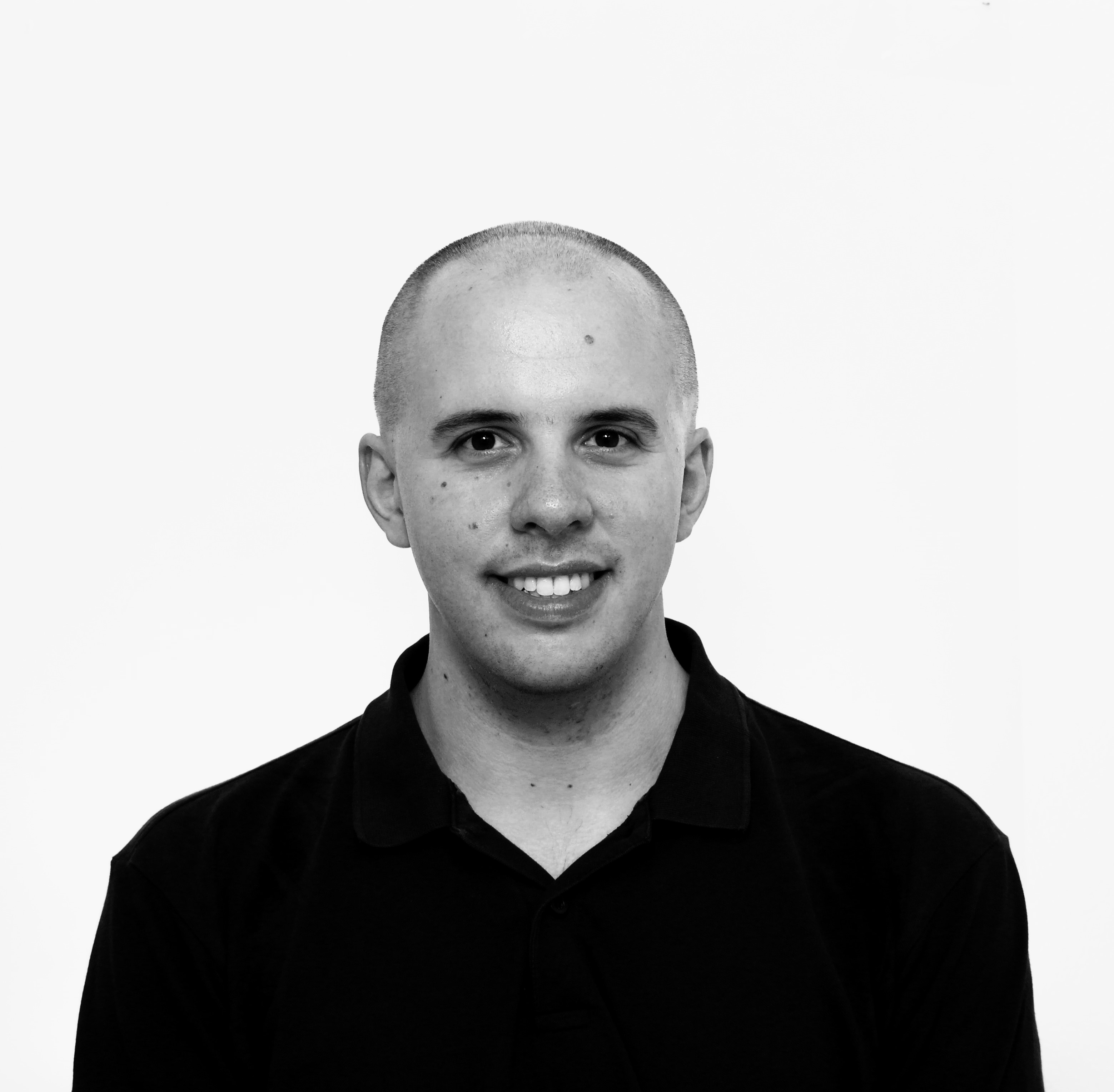 Foto profilo frontale bianco e nero