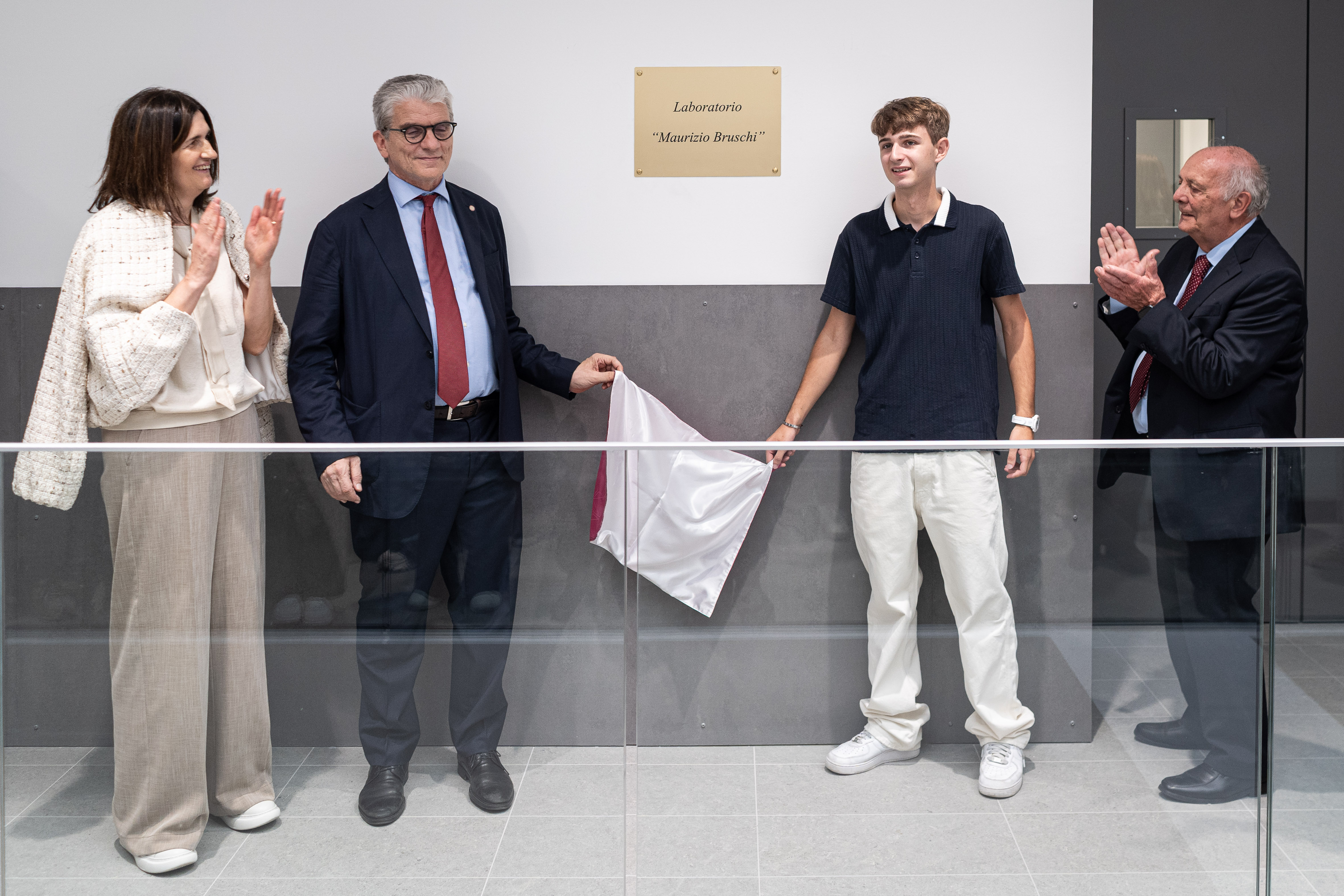 Intitolati al professor Maurizio Bruschi i nuovi laboratori chimici dell’edificio U9 6