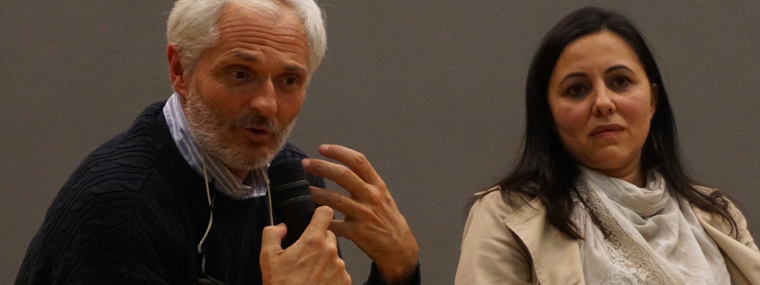 persone che partecipano ad un evento